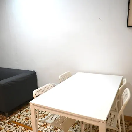 Homenfun Sants Estacion Apartment