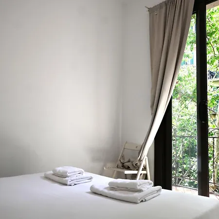 Homenfun Sants Estacion Apartment *
